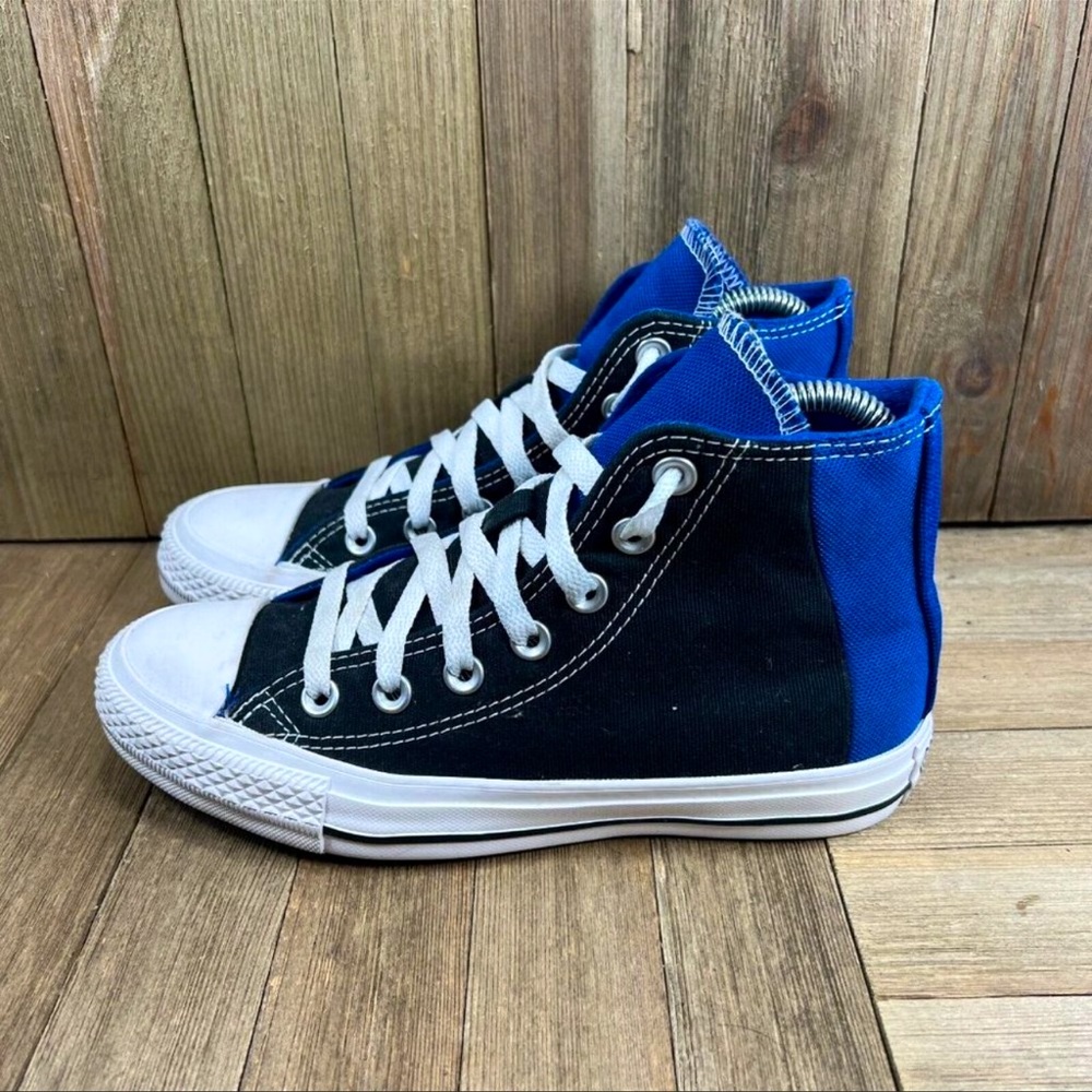 ISO black/blue converse women’s 10.5 or 11